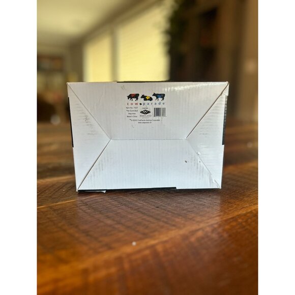 The Gum-Bull Machine Figurine By  Cow Parade The Gum-Bull Machine Porcelain Figu - Picture 7 of 9